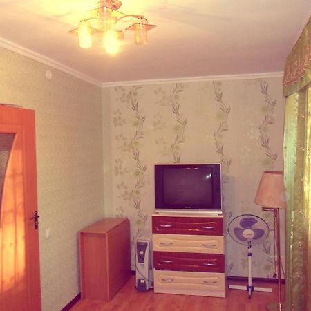 Apartament Ahmetova 10 Krasnoye Pole Zewnętrze zdjęcie