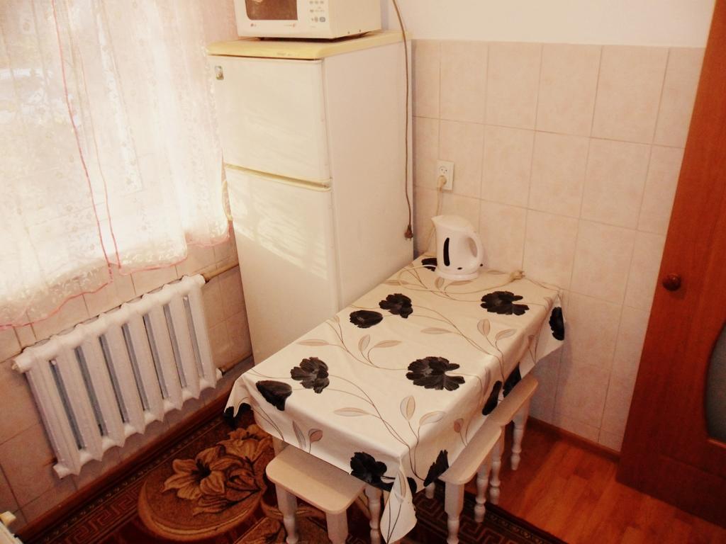 Apartament Ahmetova 10 Krasnoye Pole Zewnętrze zdjęcie