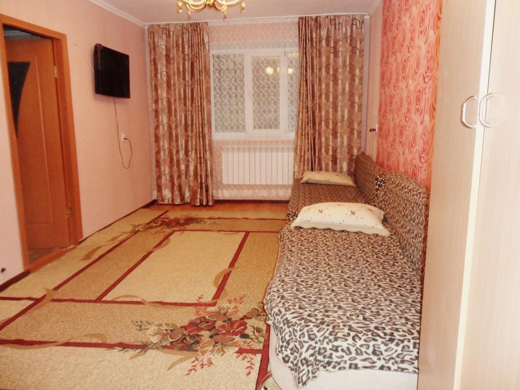 Apartament Ahmetova 10 Krasnoye Pole Zewnętrze zdjęcie